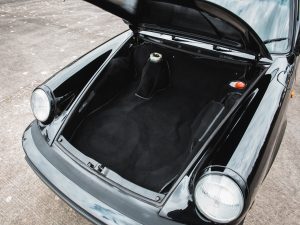 1985 Porsche 911-01